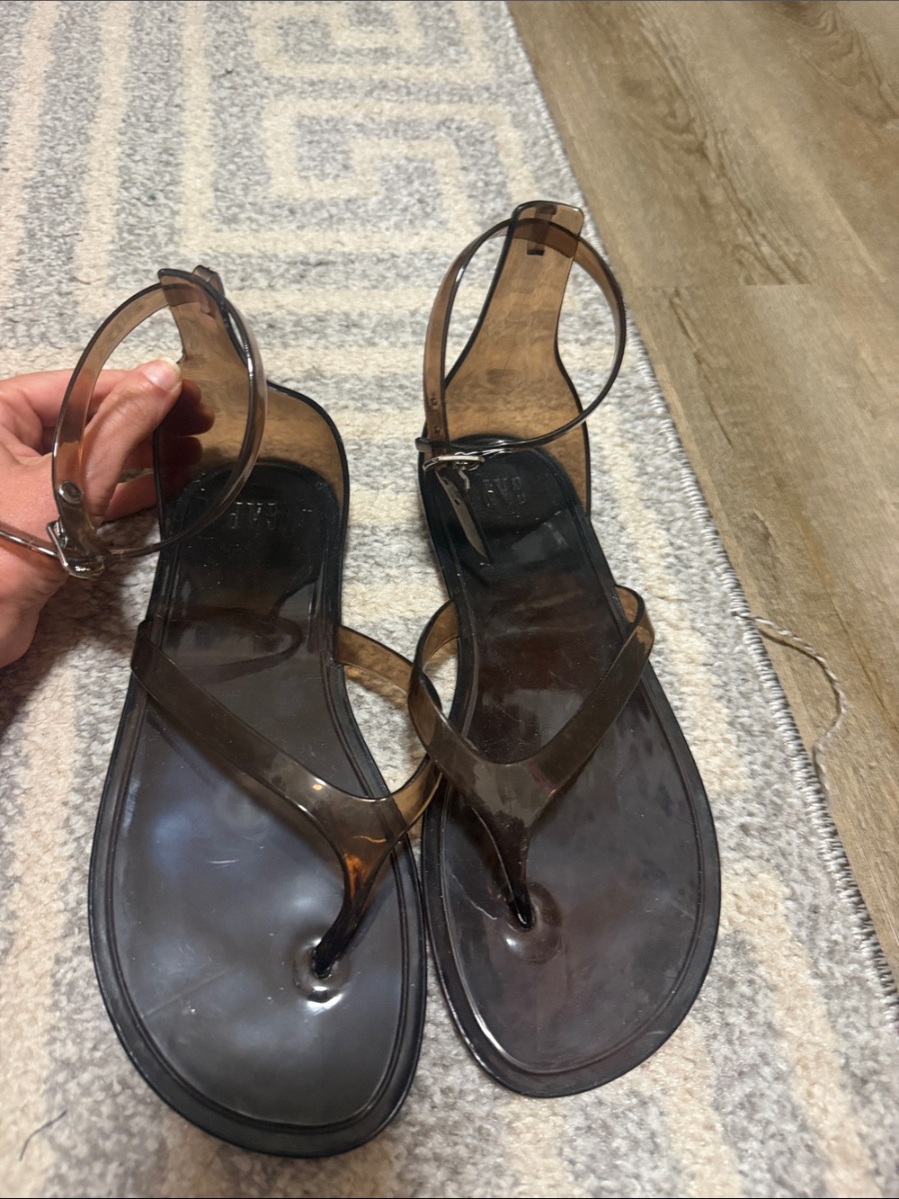 Gap Jelly thong sandal
